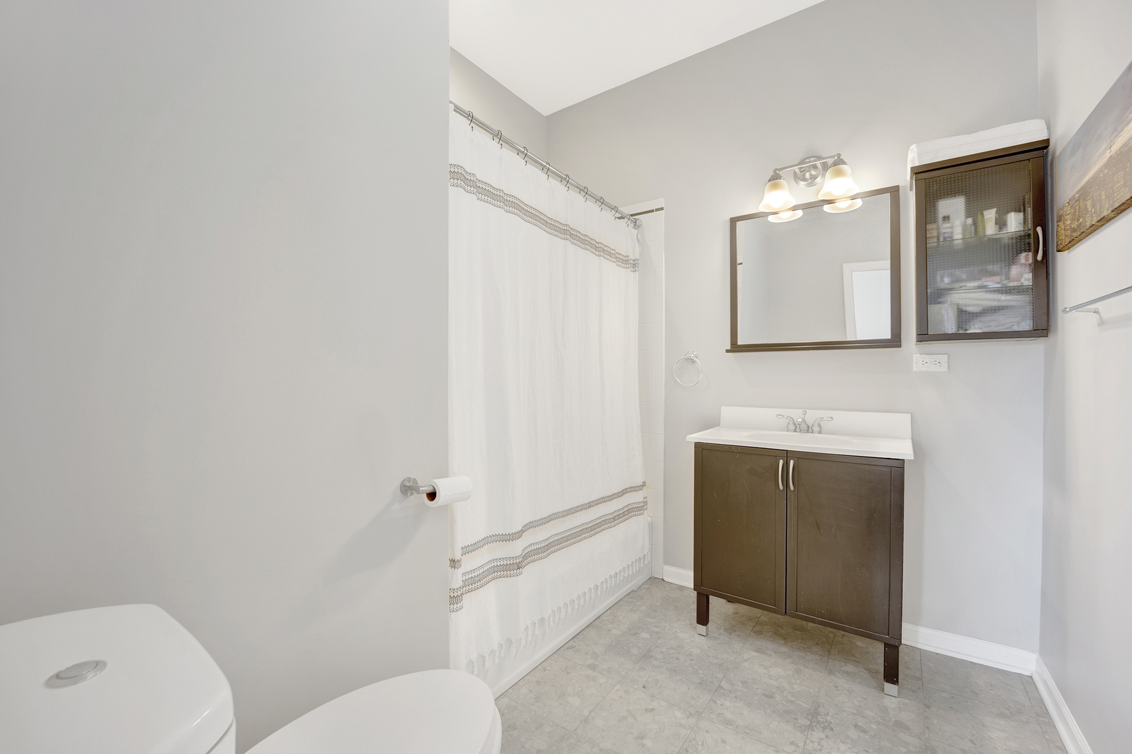 912 N Hermitage Avenue Unit: 3