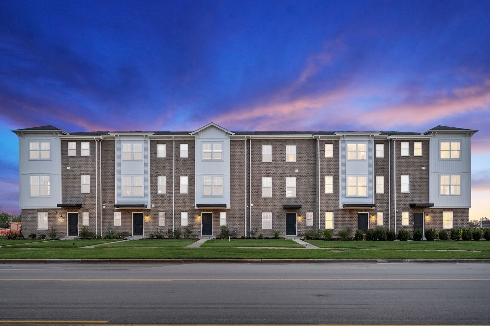 1553 Executive Way