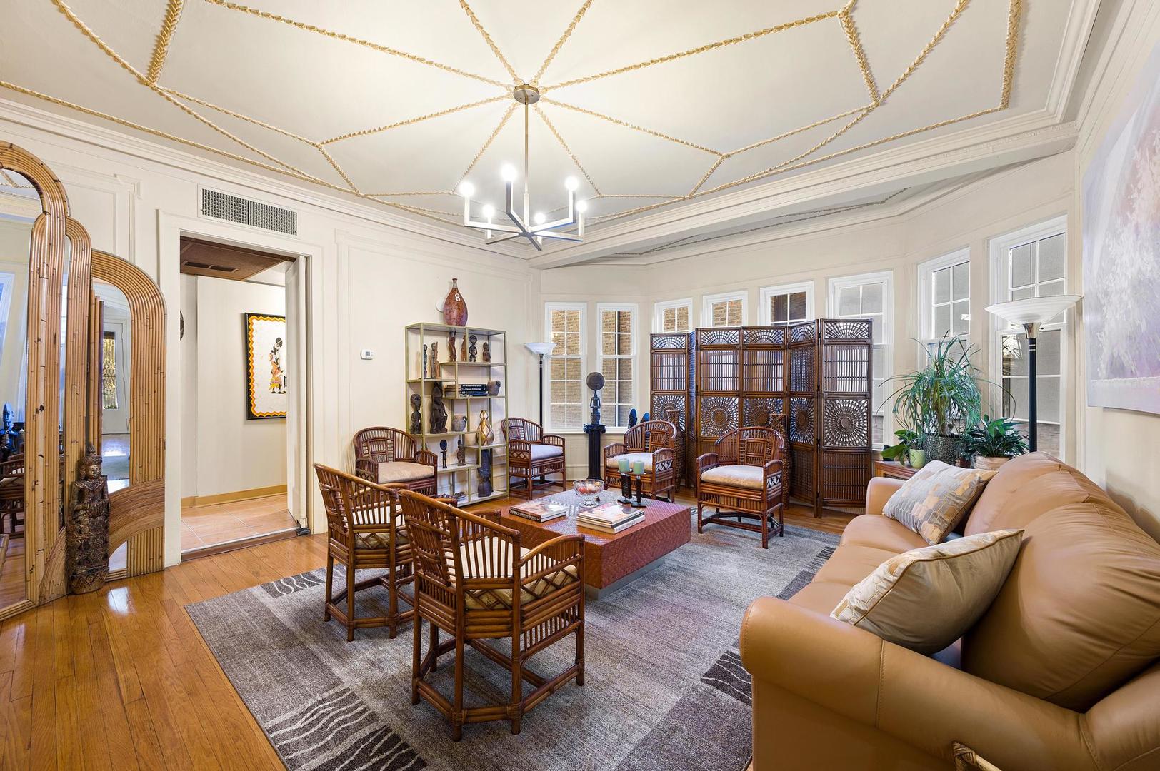 4224 N Hazel Street Unit: 1
