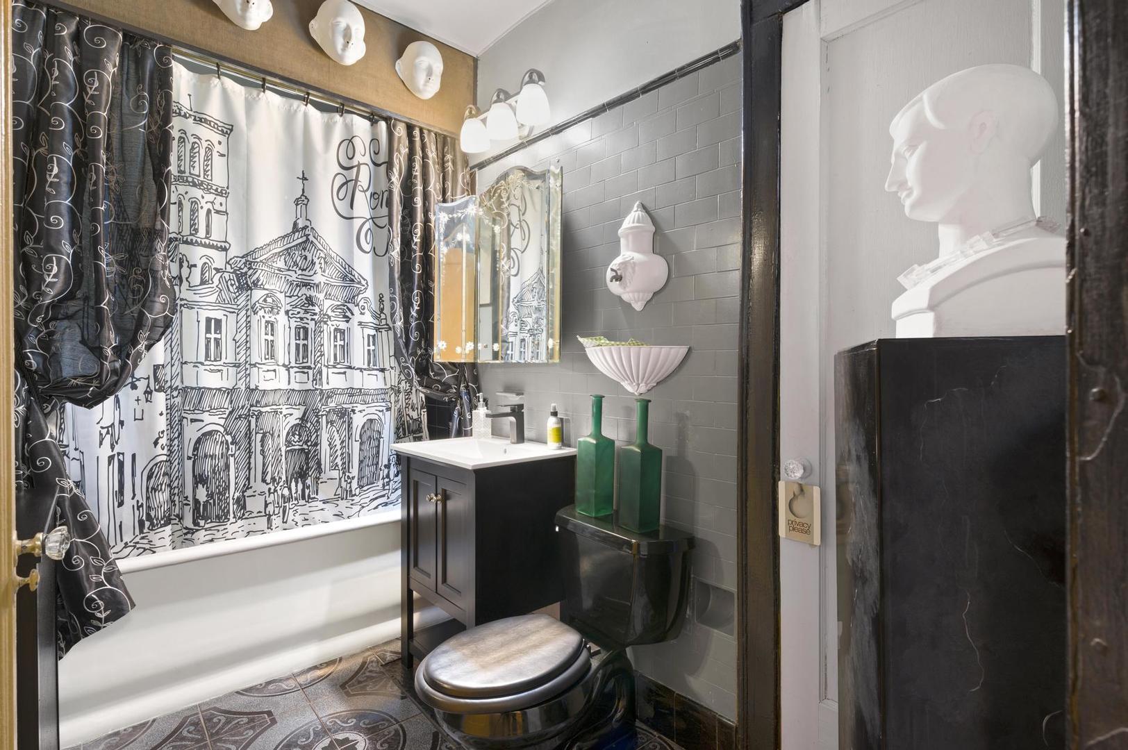 4224 N Hazel Street Unit: 1