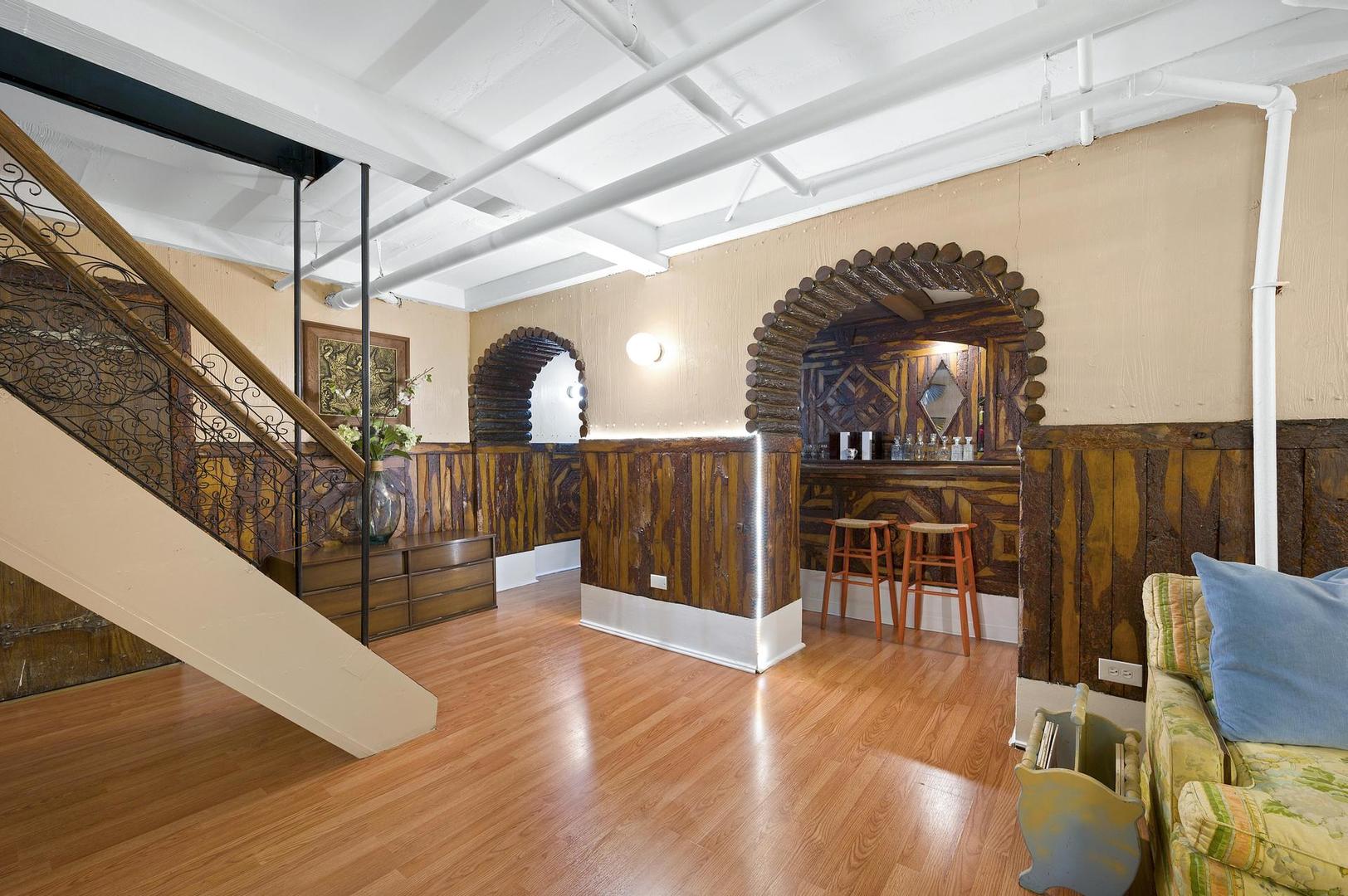 4224 N Hazel Street Unit: 1