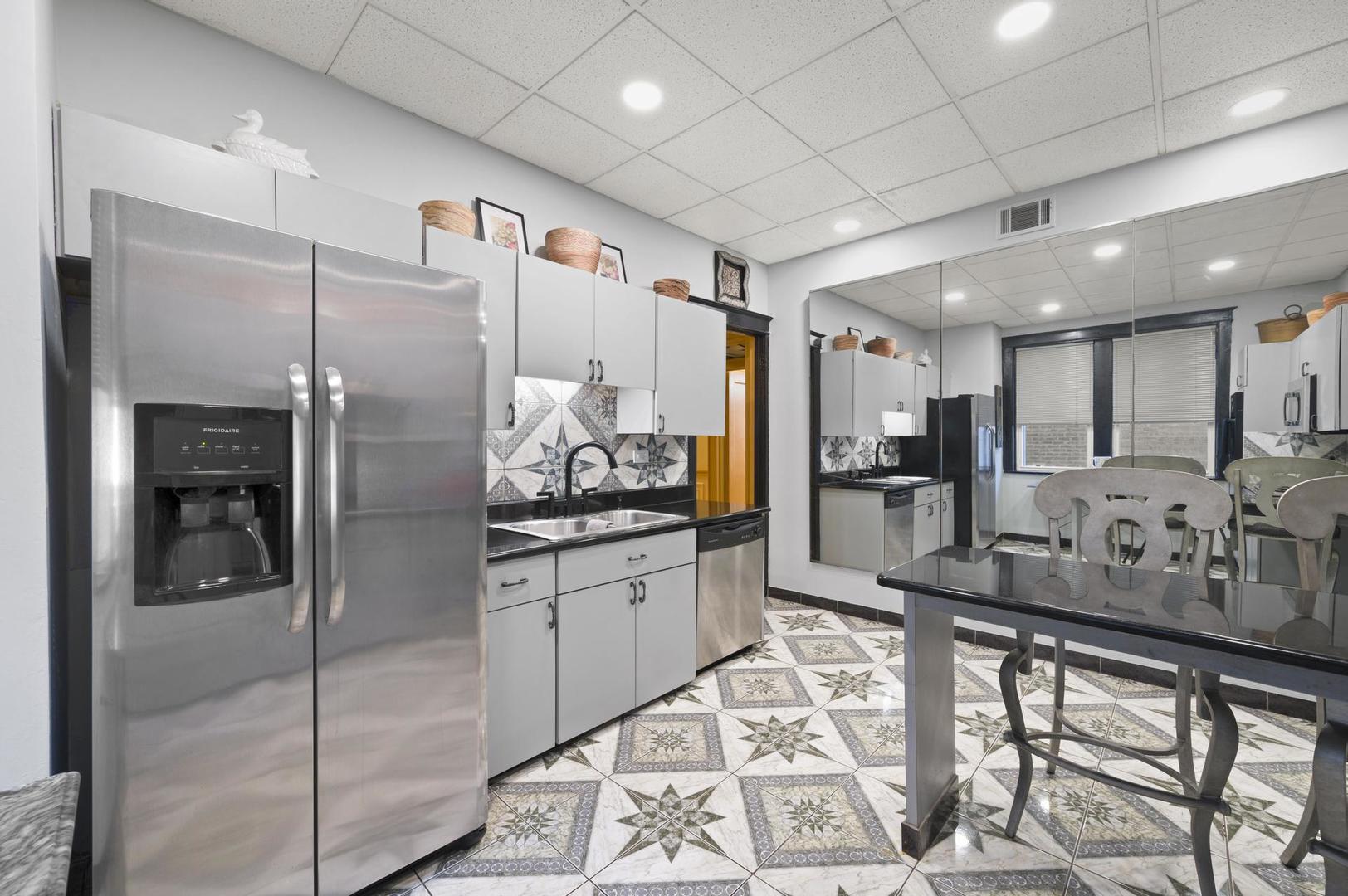 4224 N Hazel Street Unit: 1