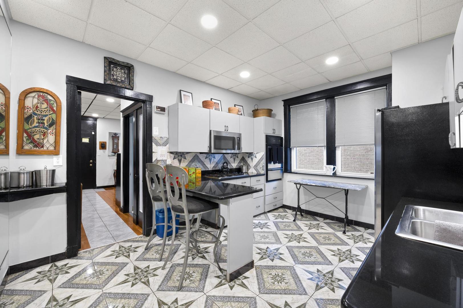 4224 N Hazel Street Unit: 1
