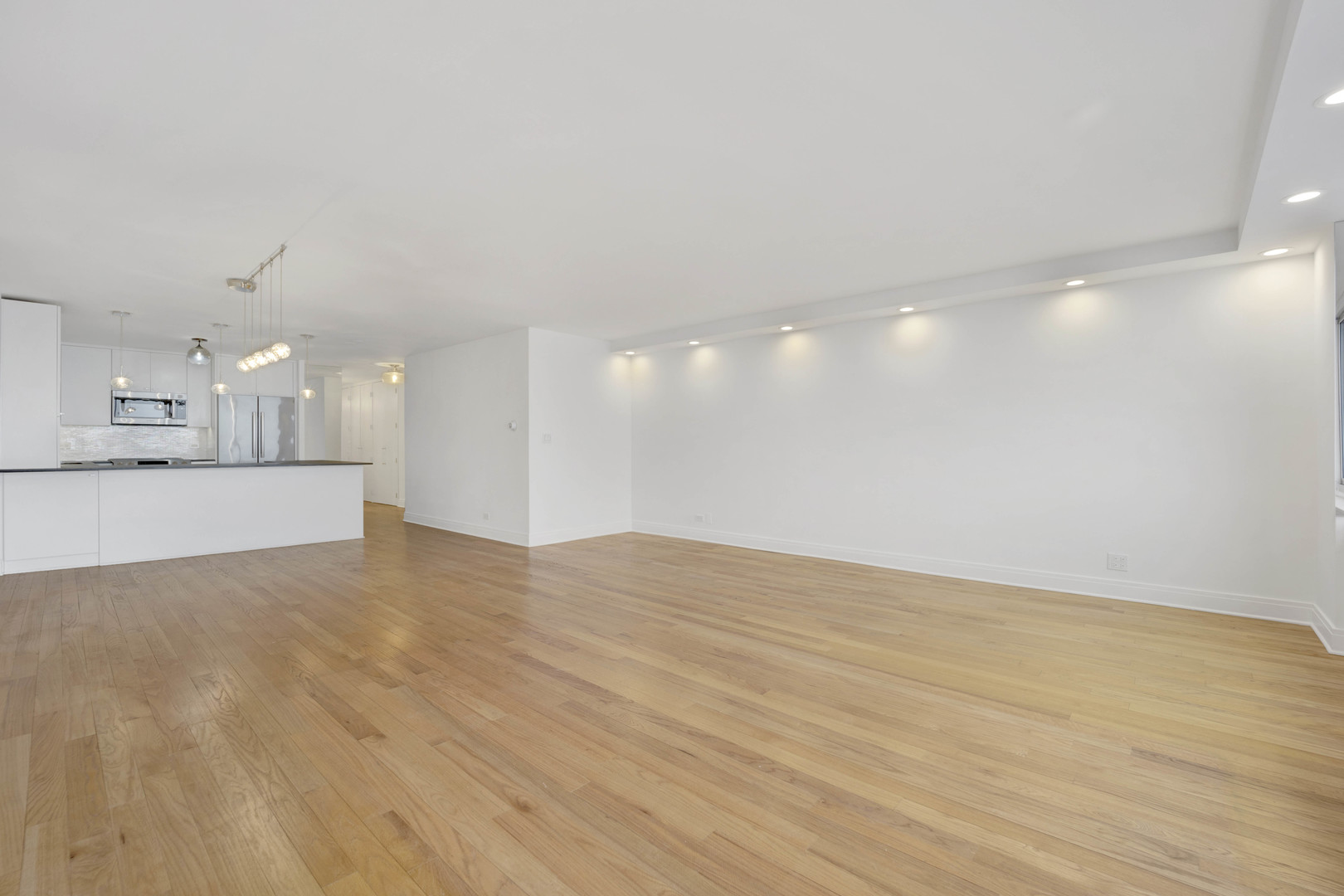 1440 N LAKE SHORE Drive Unit: 9E