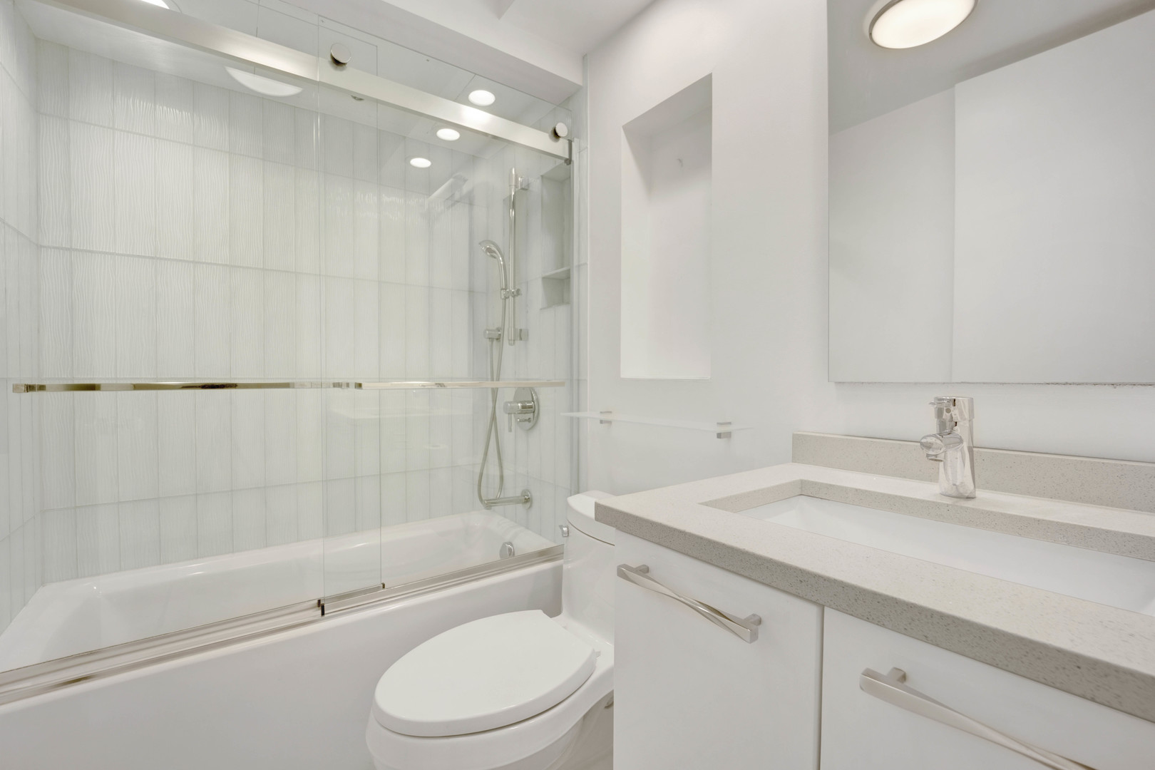 1440 N LAKE SHORE Drive Unit: 9E