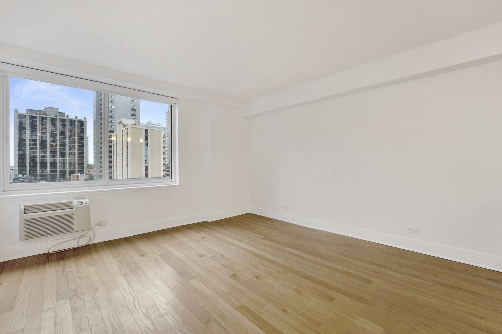 1440 N LAKE SHORE Drive Unit: 9E