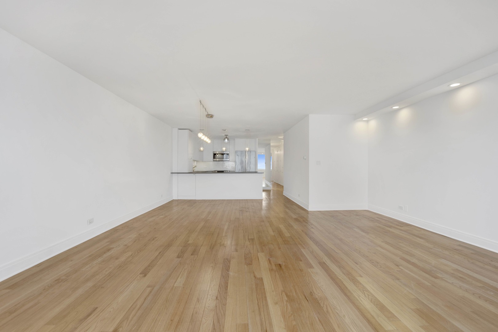 1440 N LAKE SHORE Drive Unit: 9E