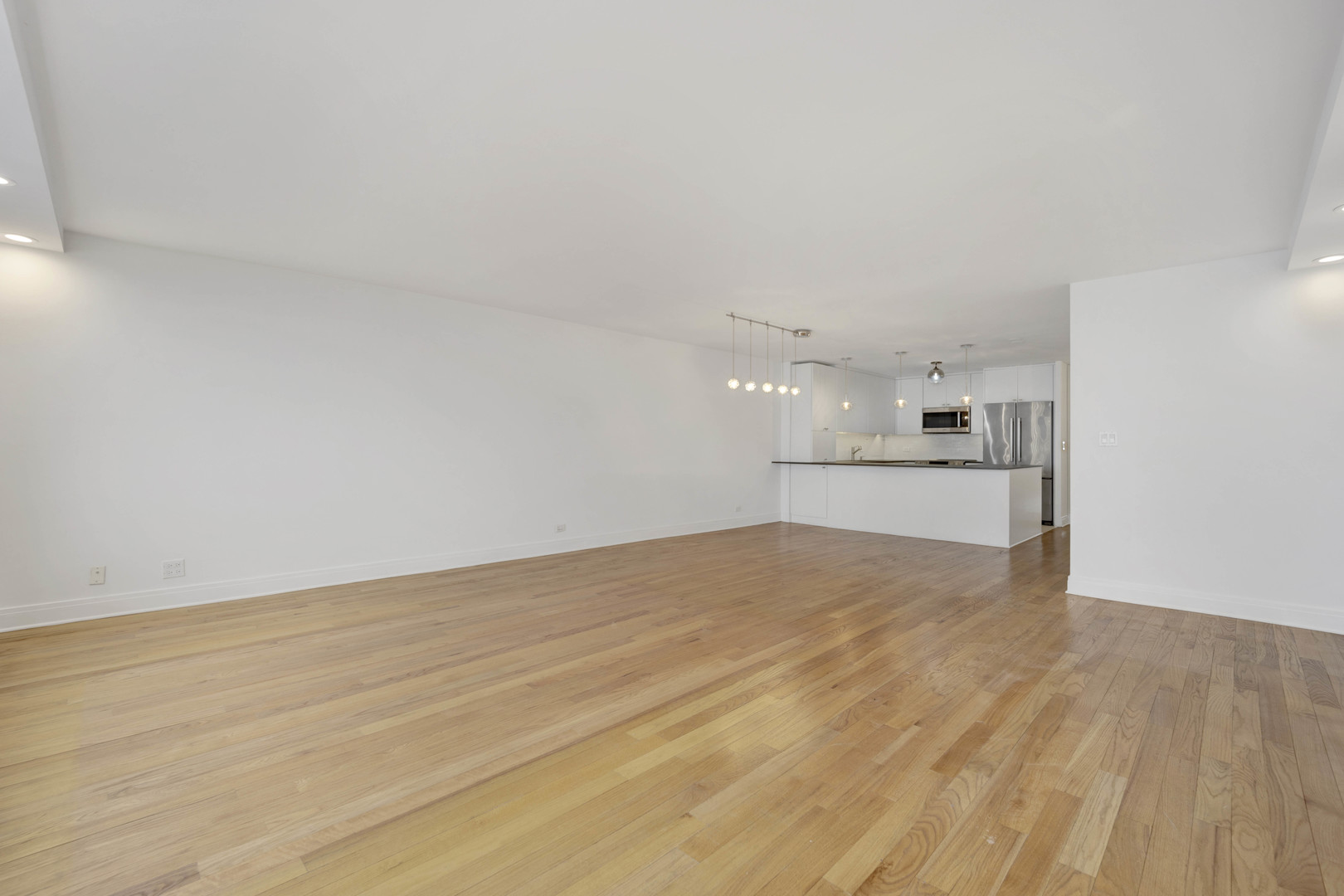 1440 N LAKE SHORE Drive Unit: 9E