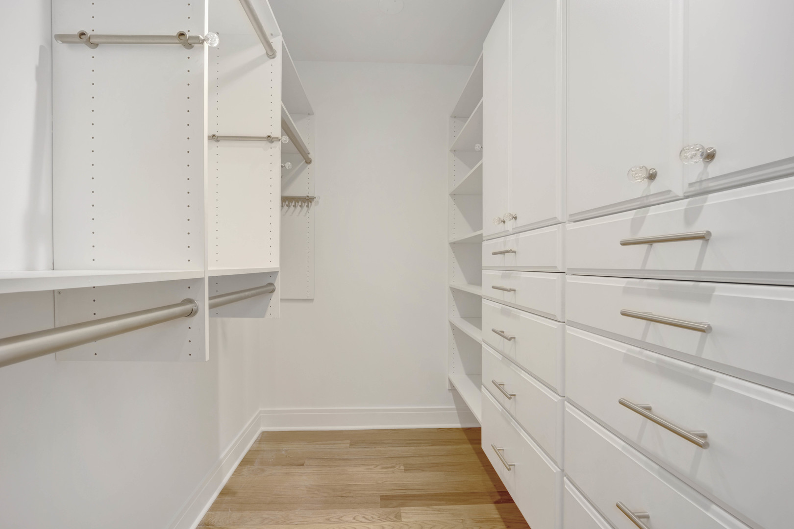 1440 N LAKE SHORE Drive Unit: 9E