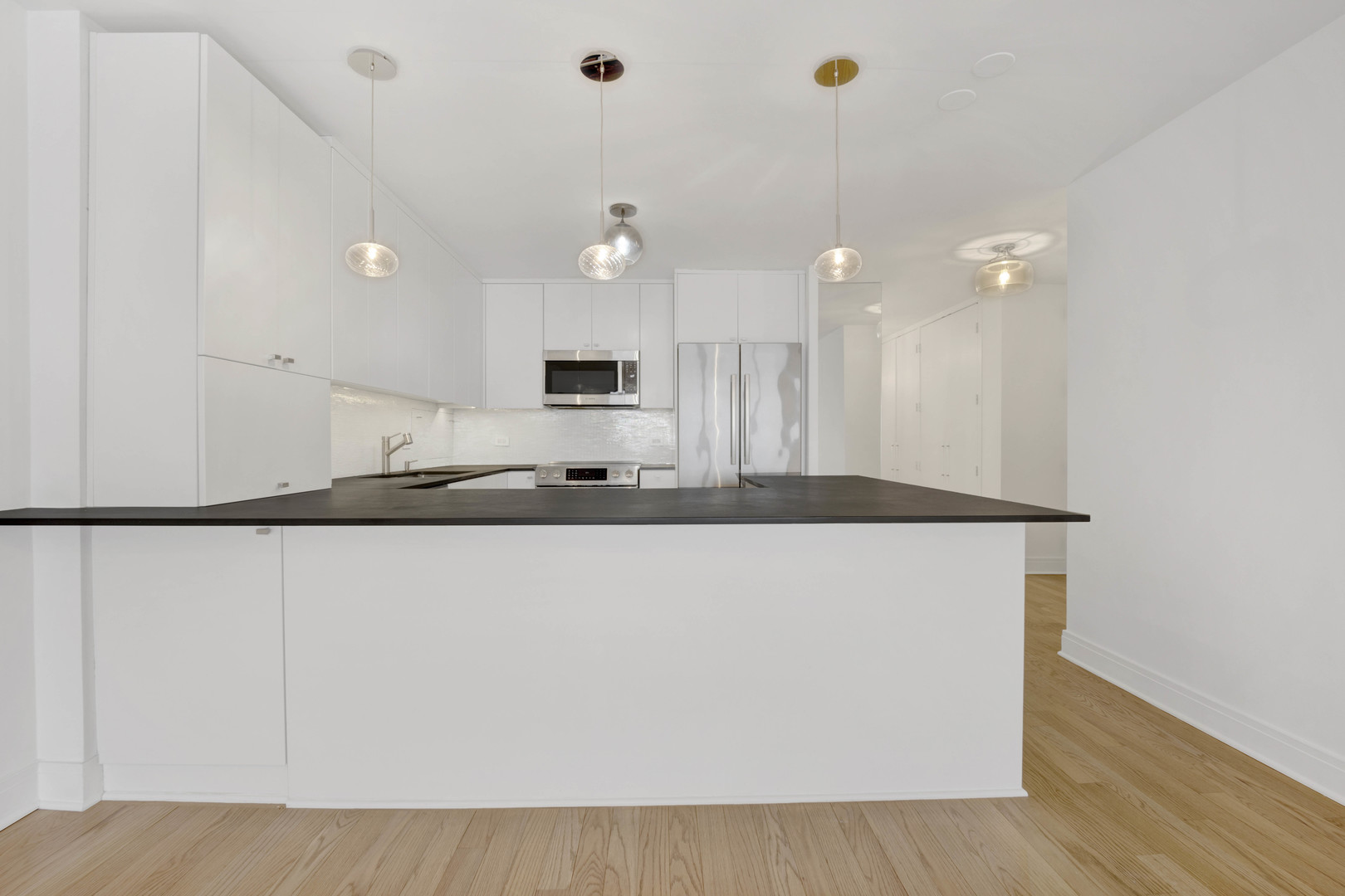 1440 N LAKE SHORE Drive Unit: 9E
