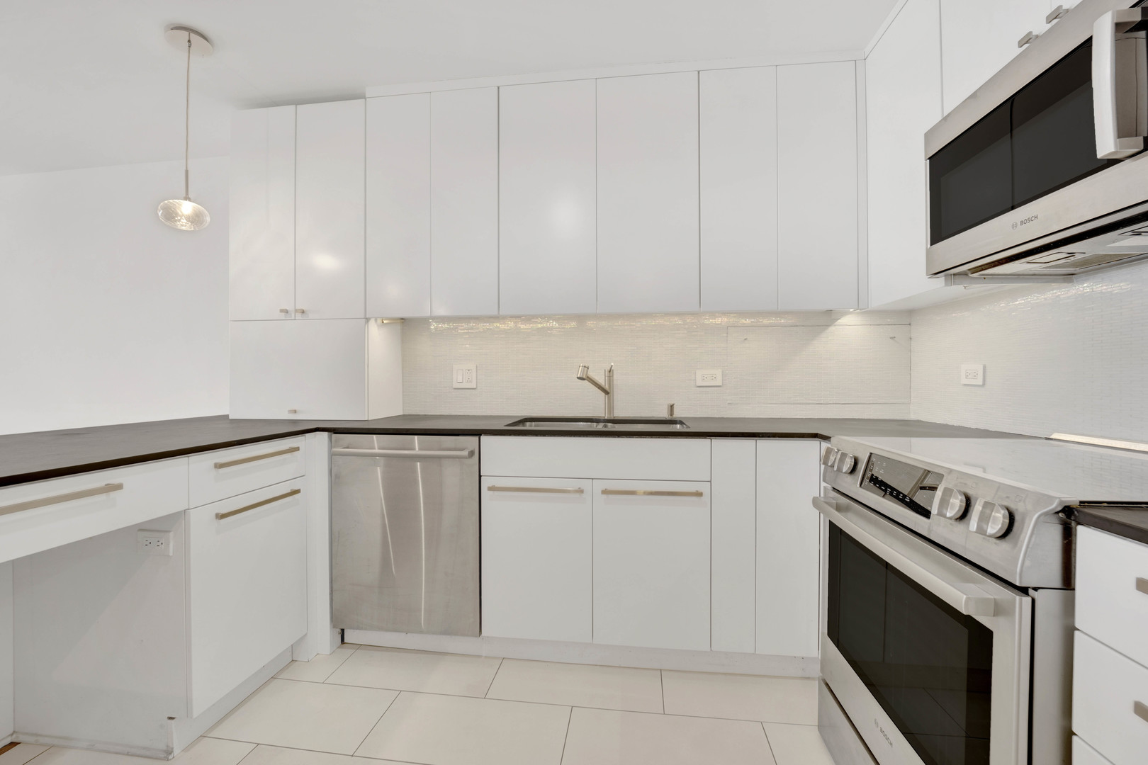 1440 N LAKE SHORE Drive Unit: 9E