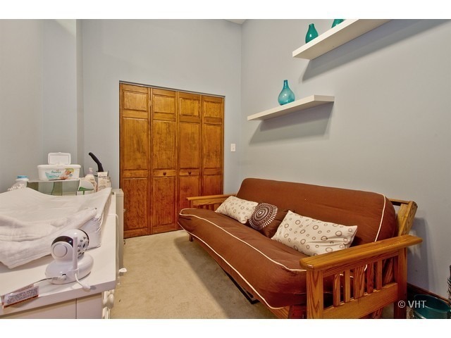 1451 N Artesian Avenue Unit: 1