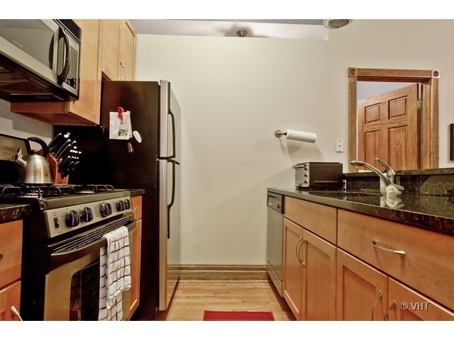 1451 N Artesian Avenue Unit: 1
