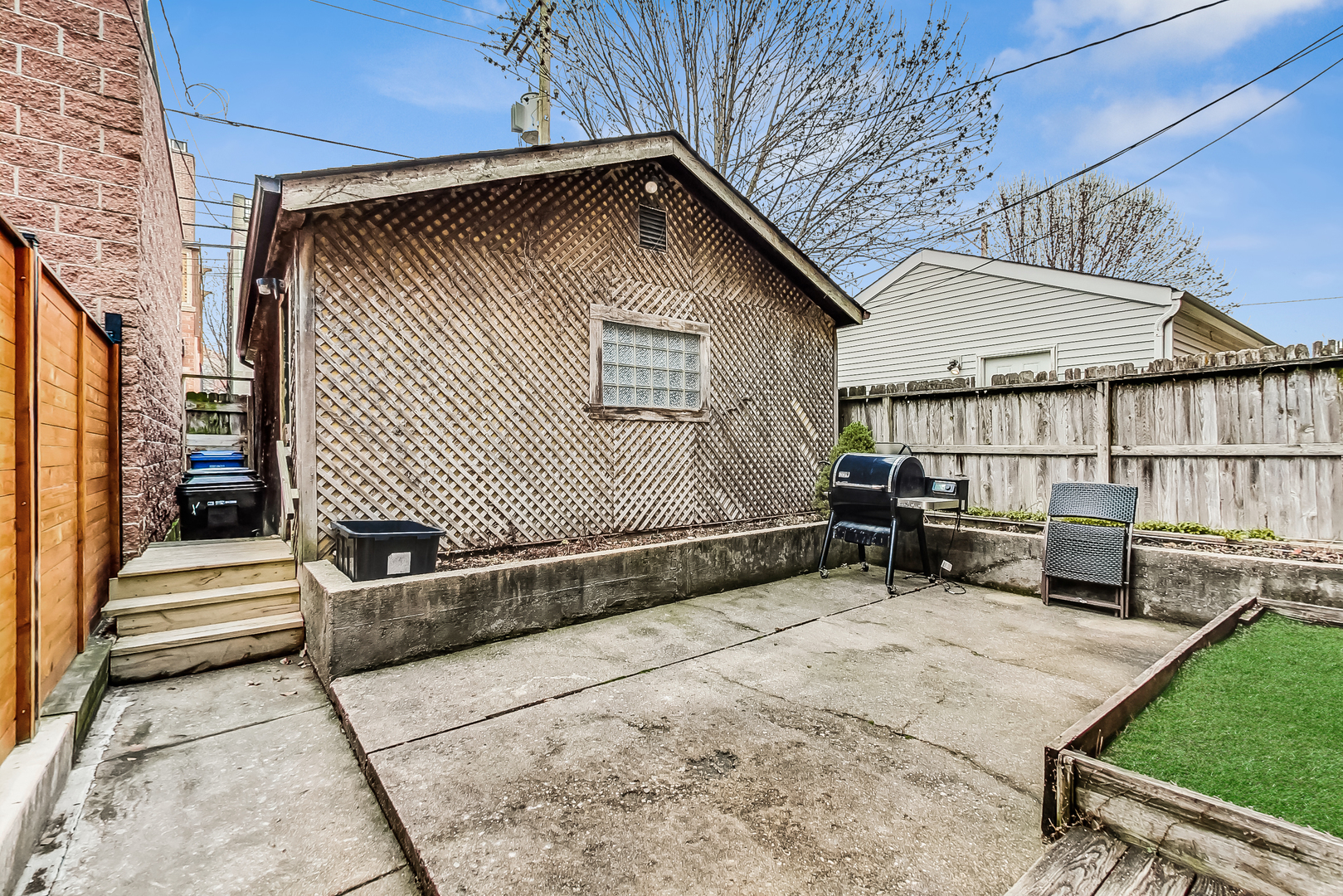 1406 N Cleveland Avenue