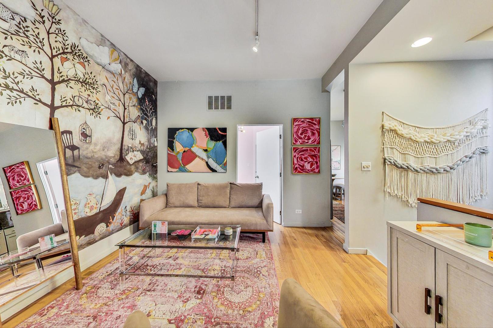 1708 N Bissell Street Unit: 1