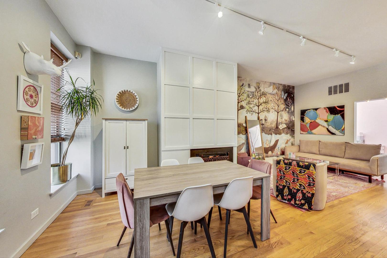 1708 N Bissell Street Unit: 1