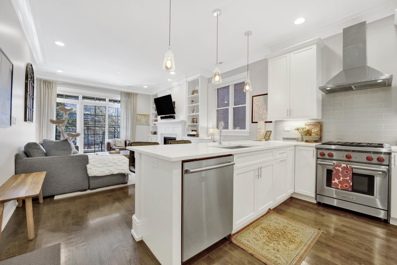 1020 W Diversey Parkway Unit: 2