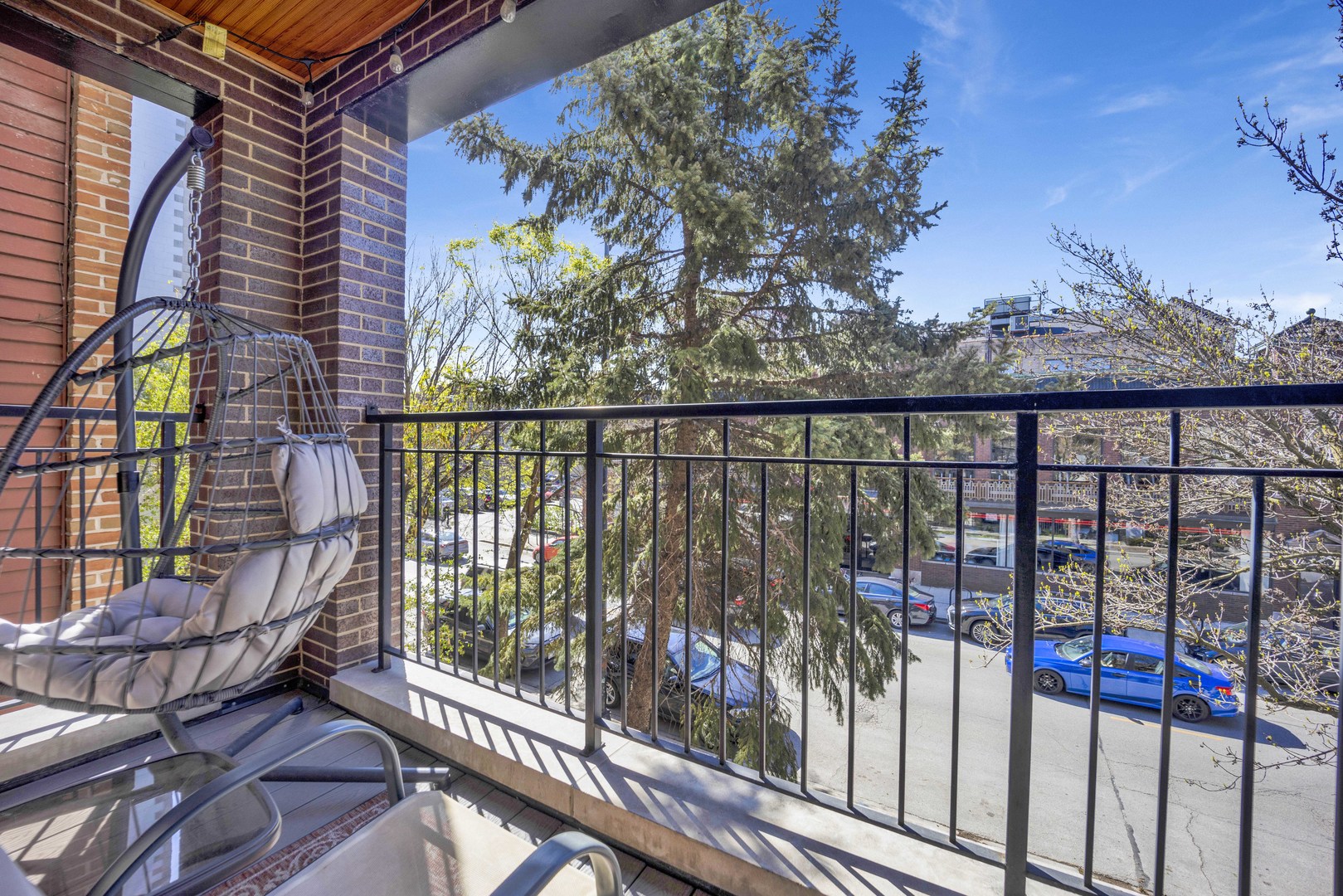 1020 W Diversey Parkway Unit: 2