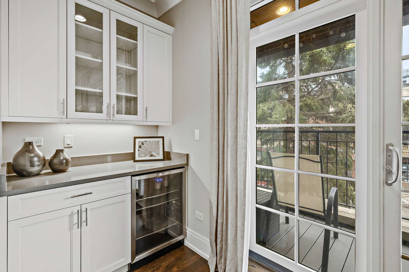 1020 W Diversey Parkway Unit: 2