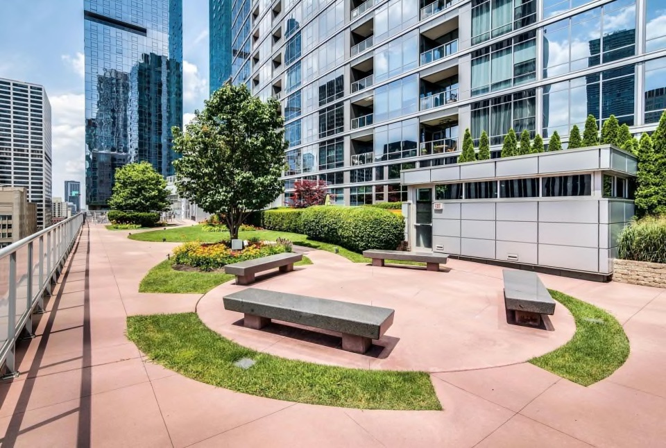 240 E Illinois Street Unit: 803