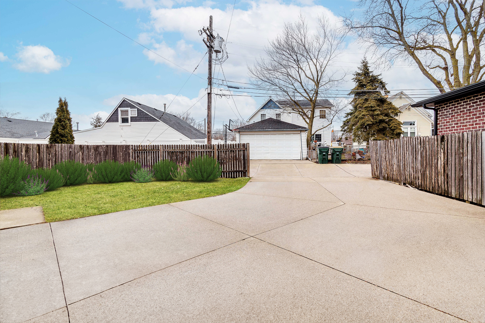 241 N Northwest Highway