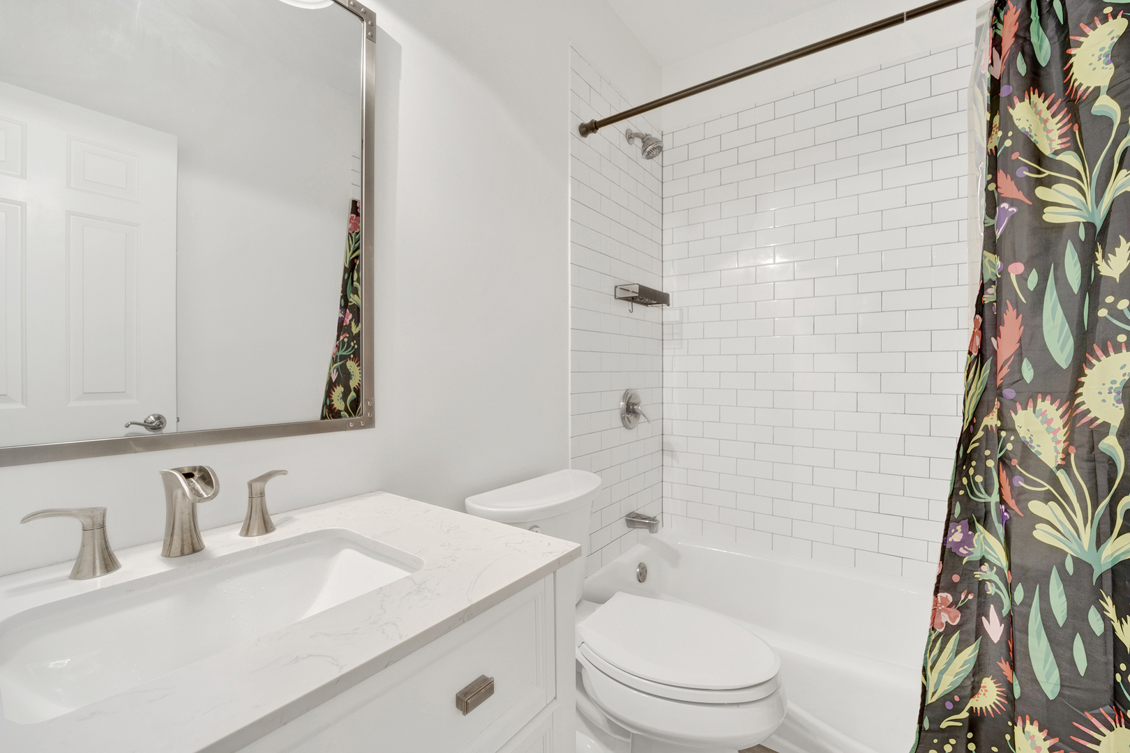 2858 N Damen Avenue Unit: 1