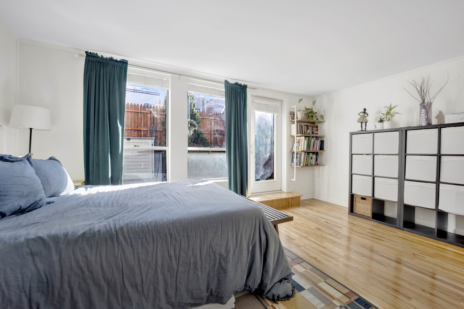 1833 N Bissell Street Unit: 1