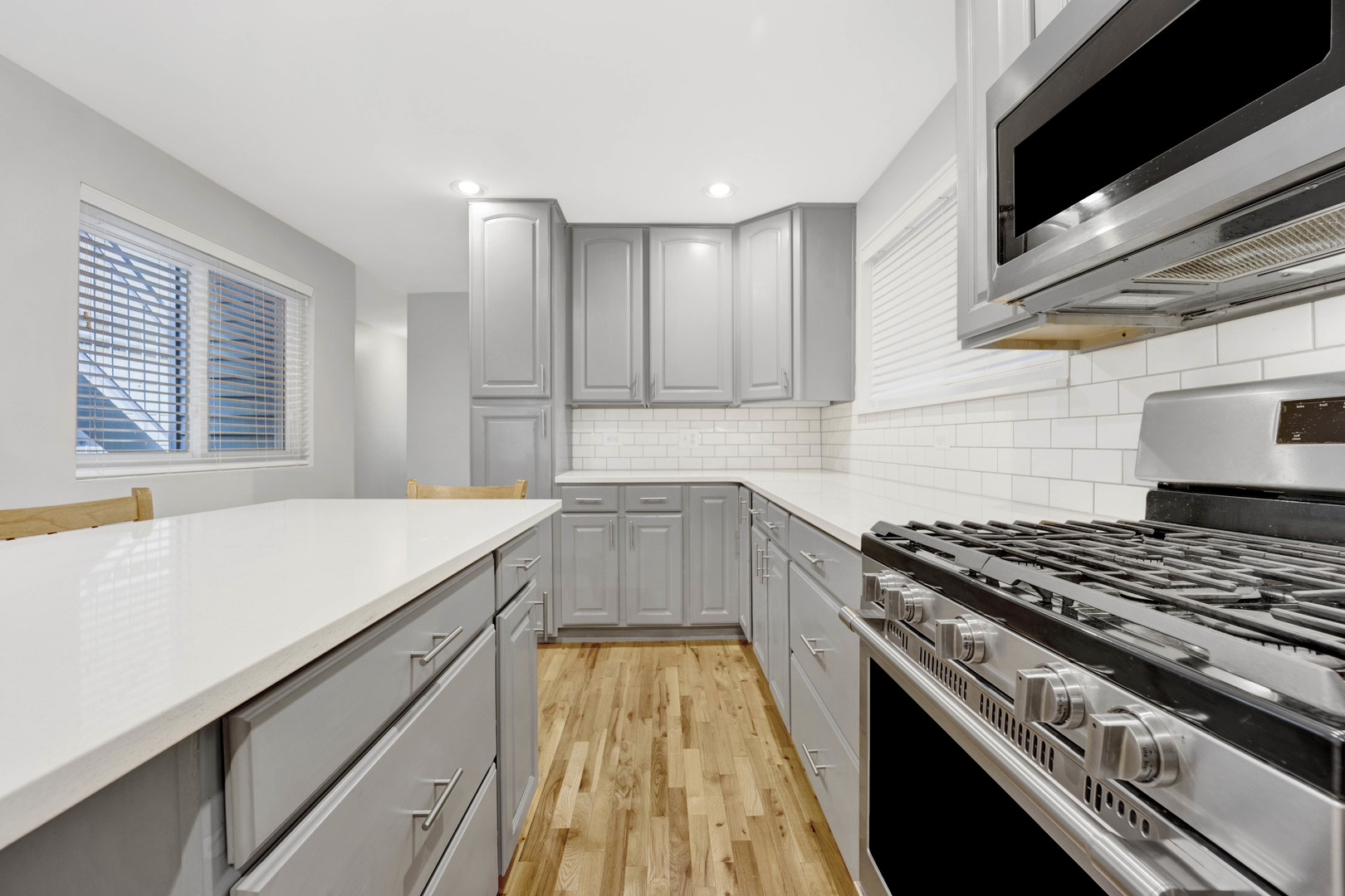 1833 N Bissell Street Unit: 1
