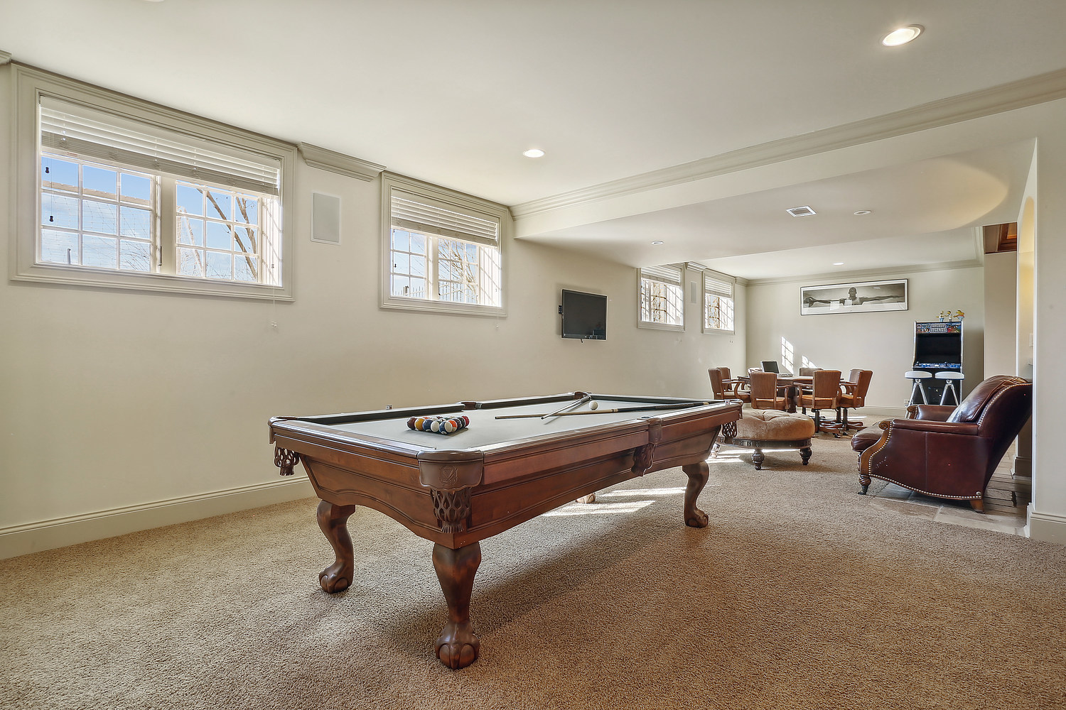 10931 Royal Oaks Lane