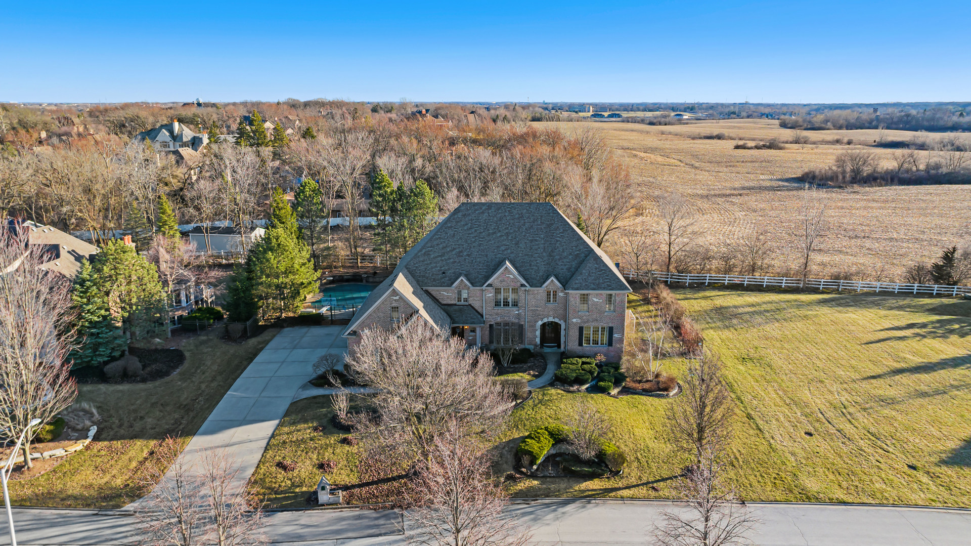 10931 Royal Oaks Lane