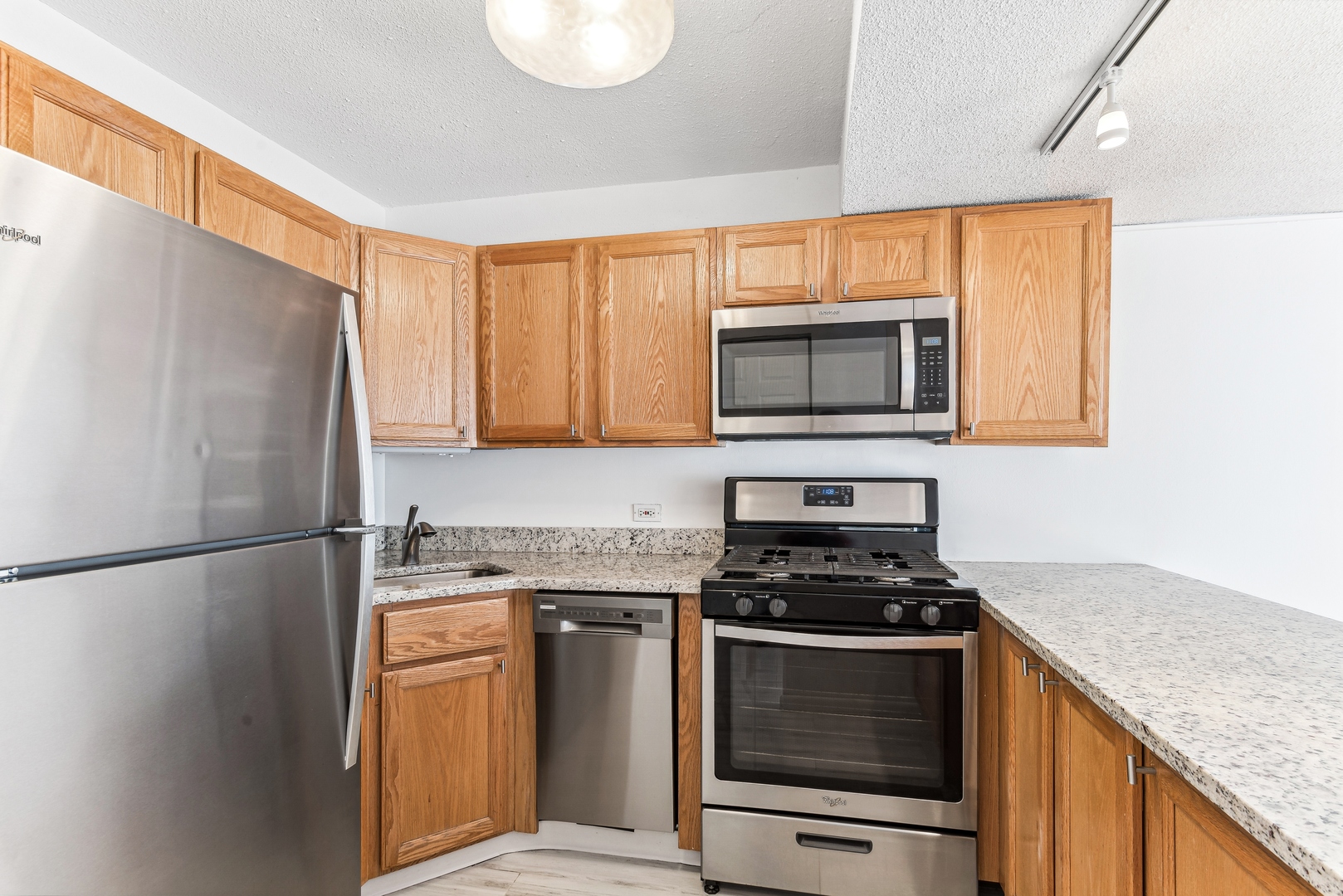 230 E ONTARIO Street Unit: 1504
