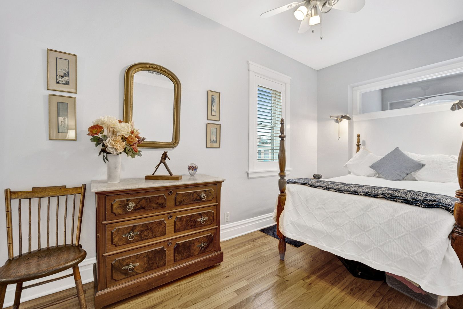 2104 W Addison Street Unit: 2