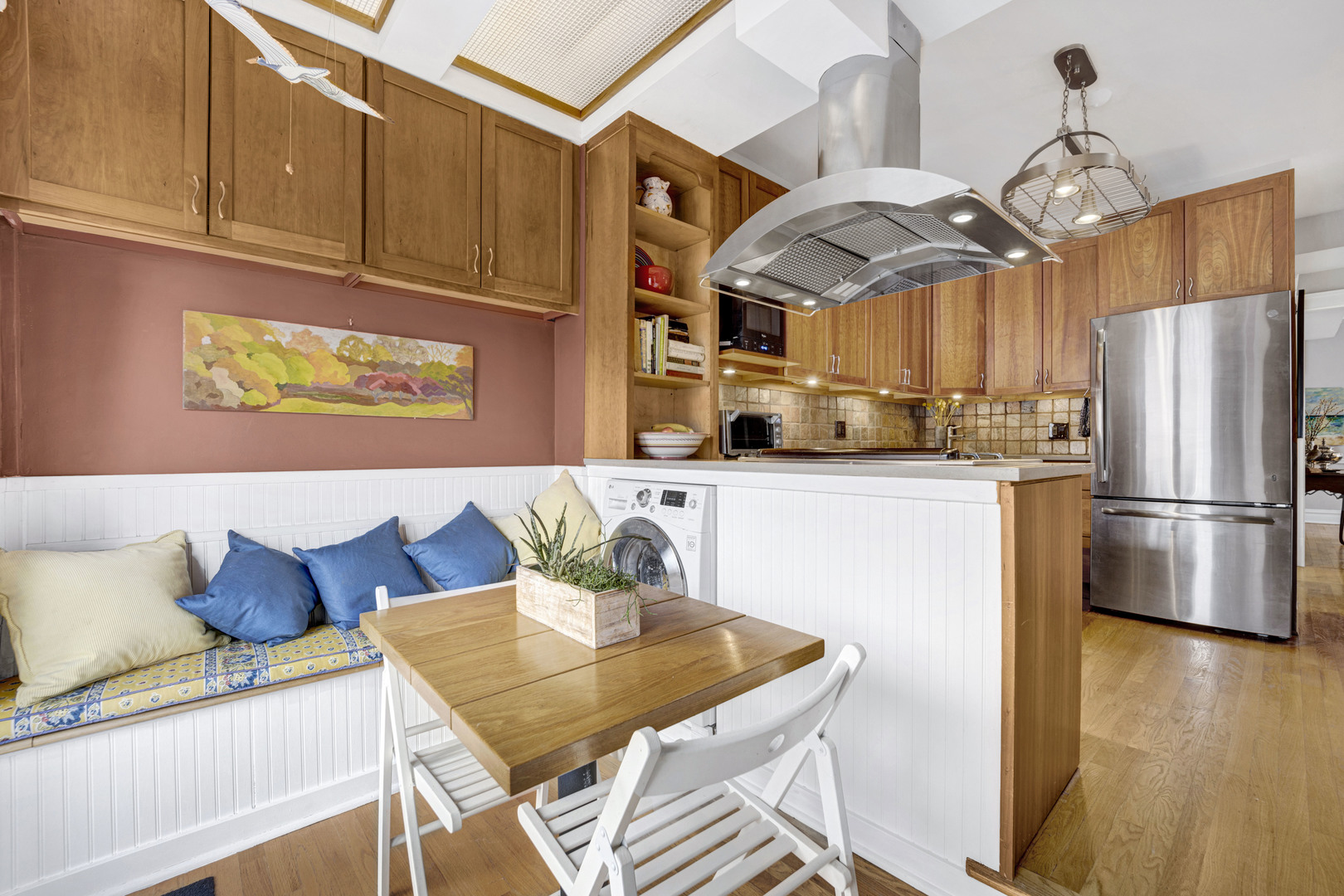 2104 W Addison Street Unit: 2