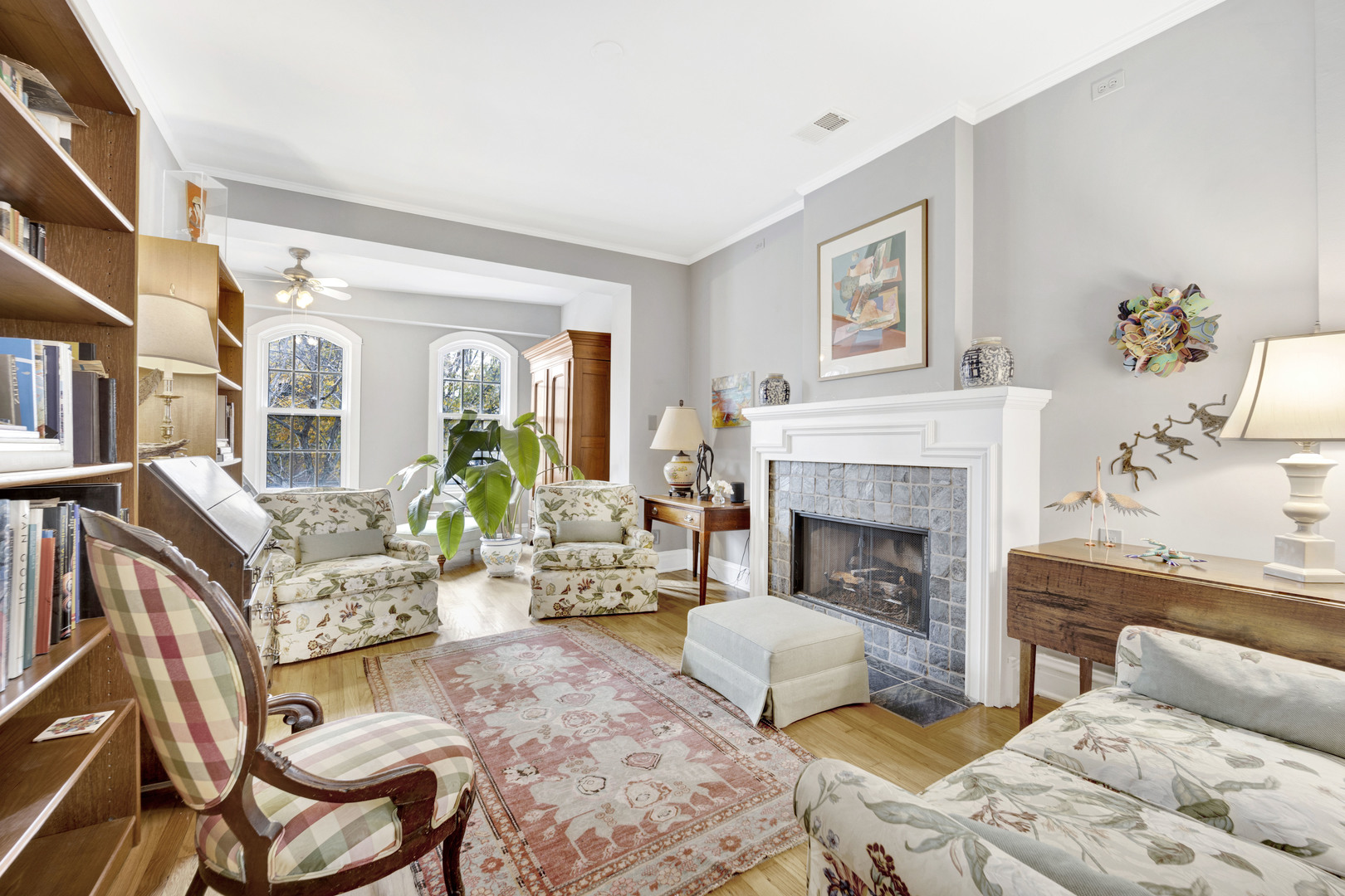 2104 W Addison Street Unit: 2
