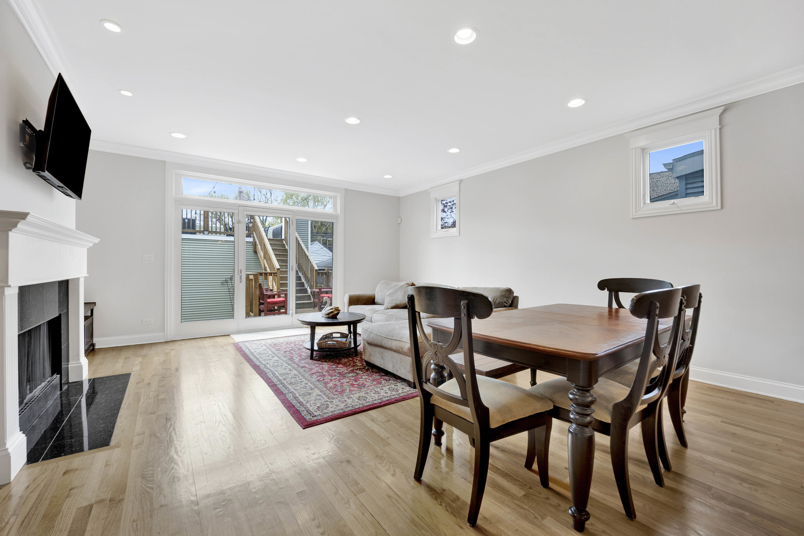 2469 W Cullom Avenue