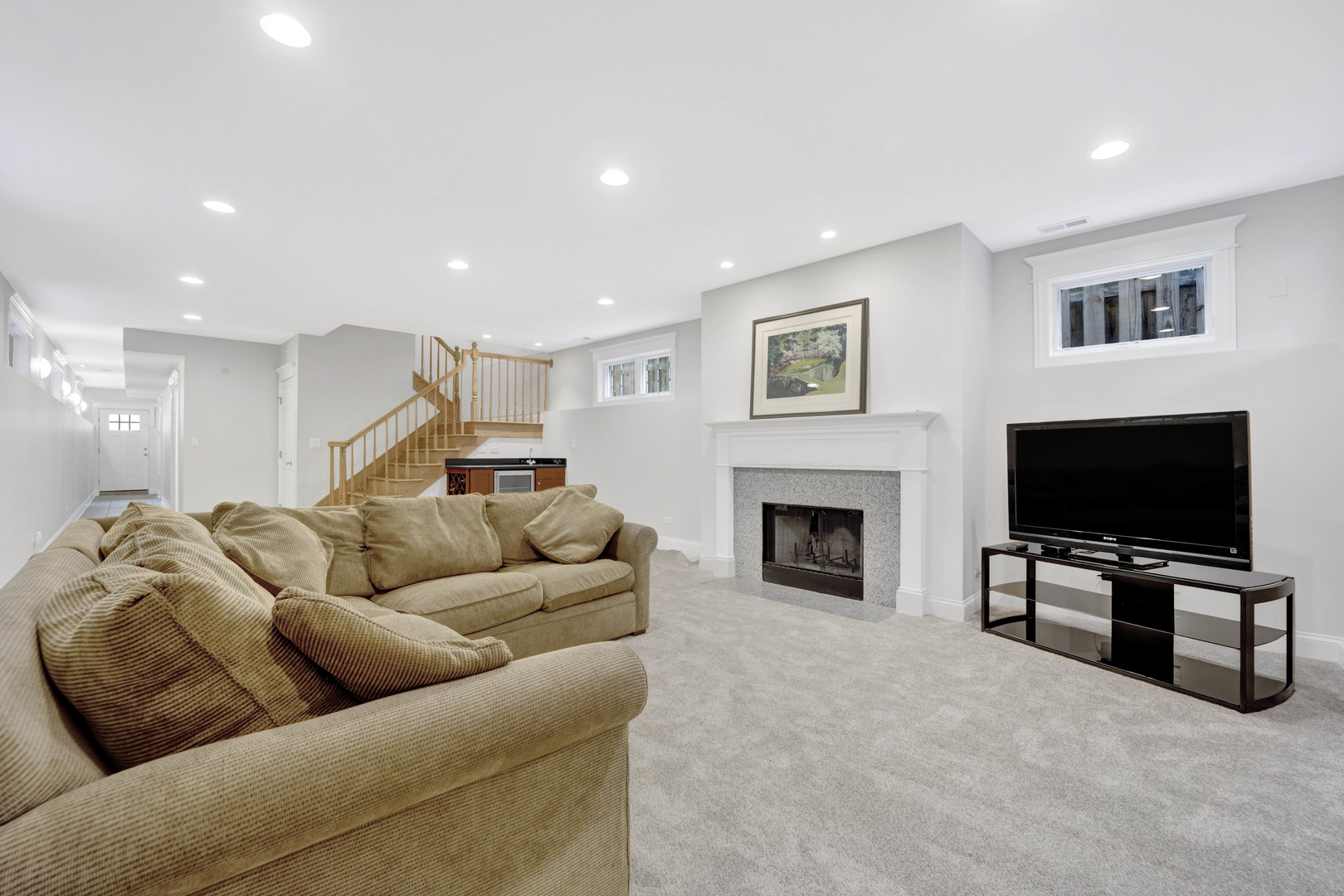 2469 W Cullom Avenue