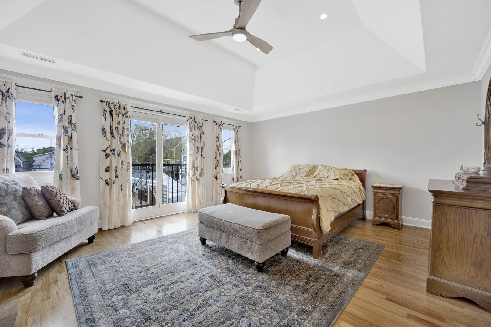 2469 W Cullom Avenue