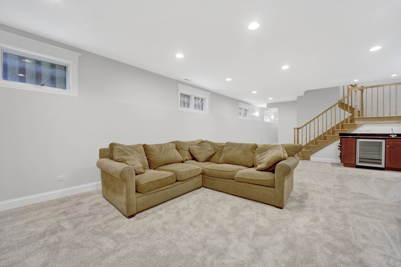 2469 W Cullom Avenue