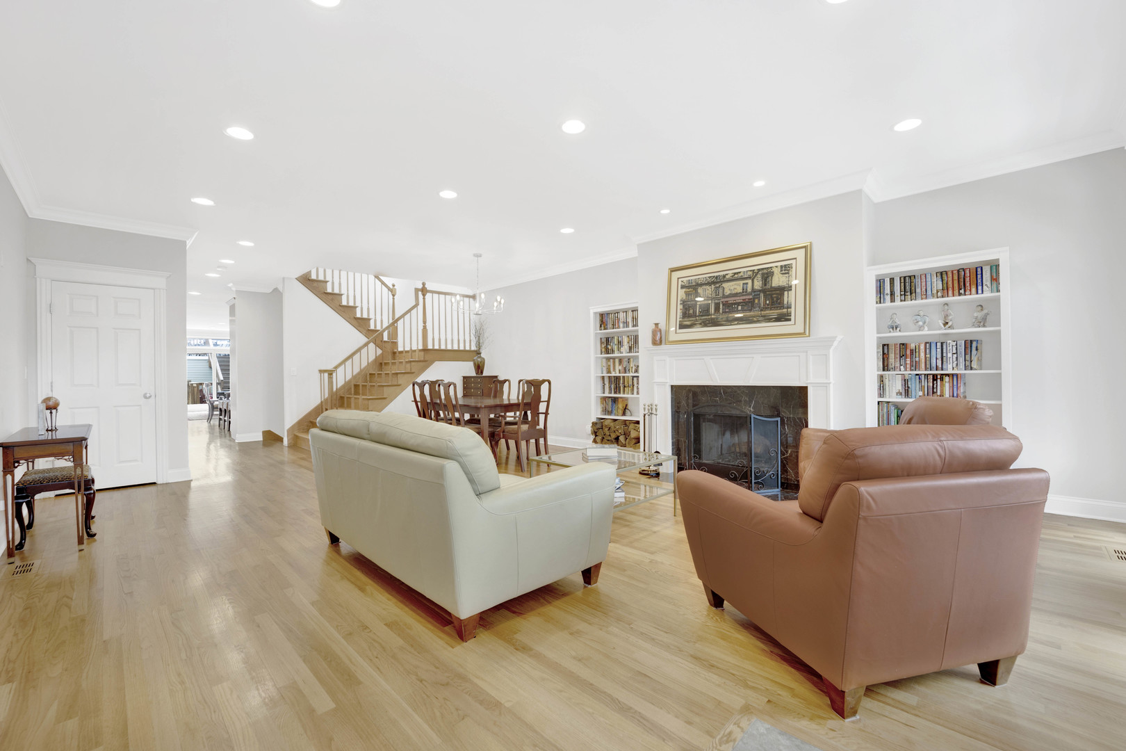 2469 W Cullom Avenue