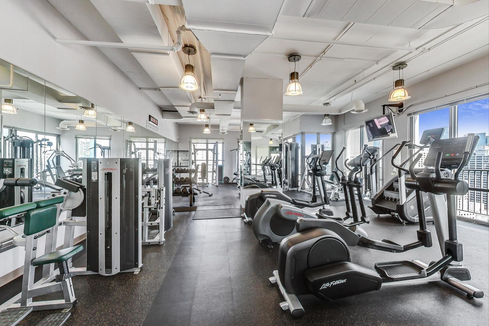 2 E Erie Street Unit: 3506