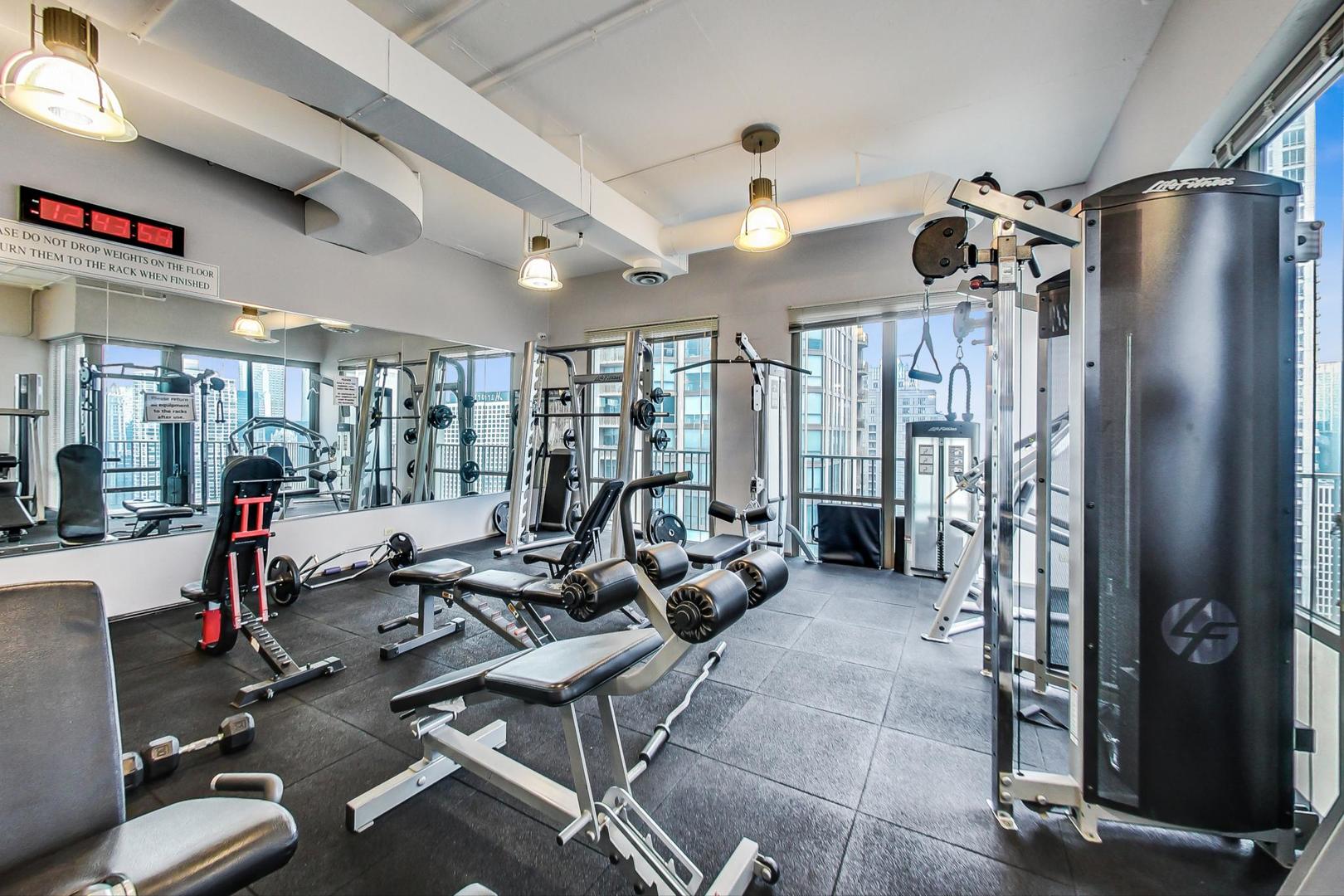 2 E Erie Street Unit: 3506