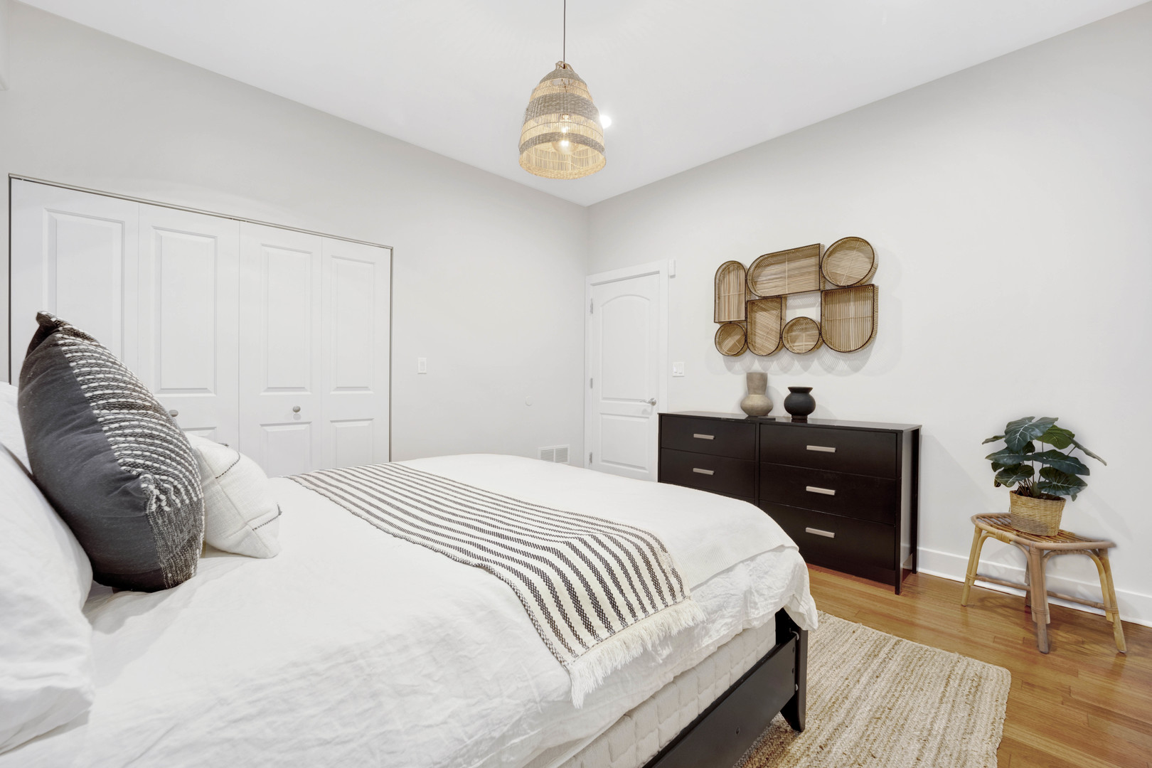 1531 W Fry Street Unit: 1