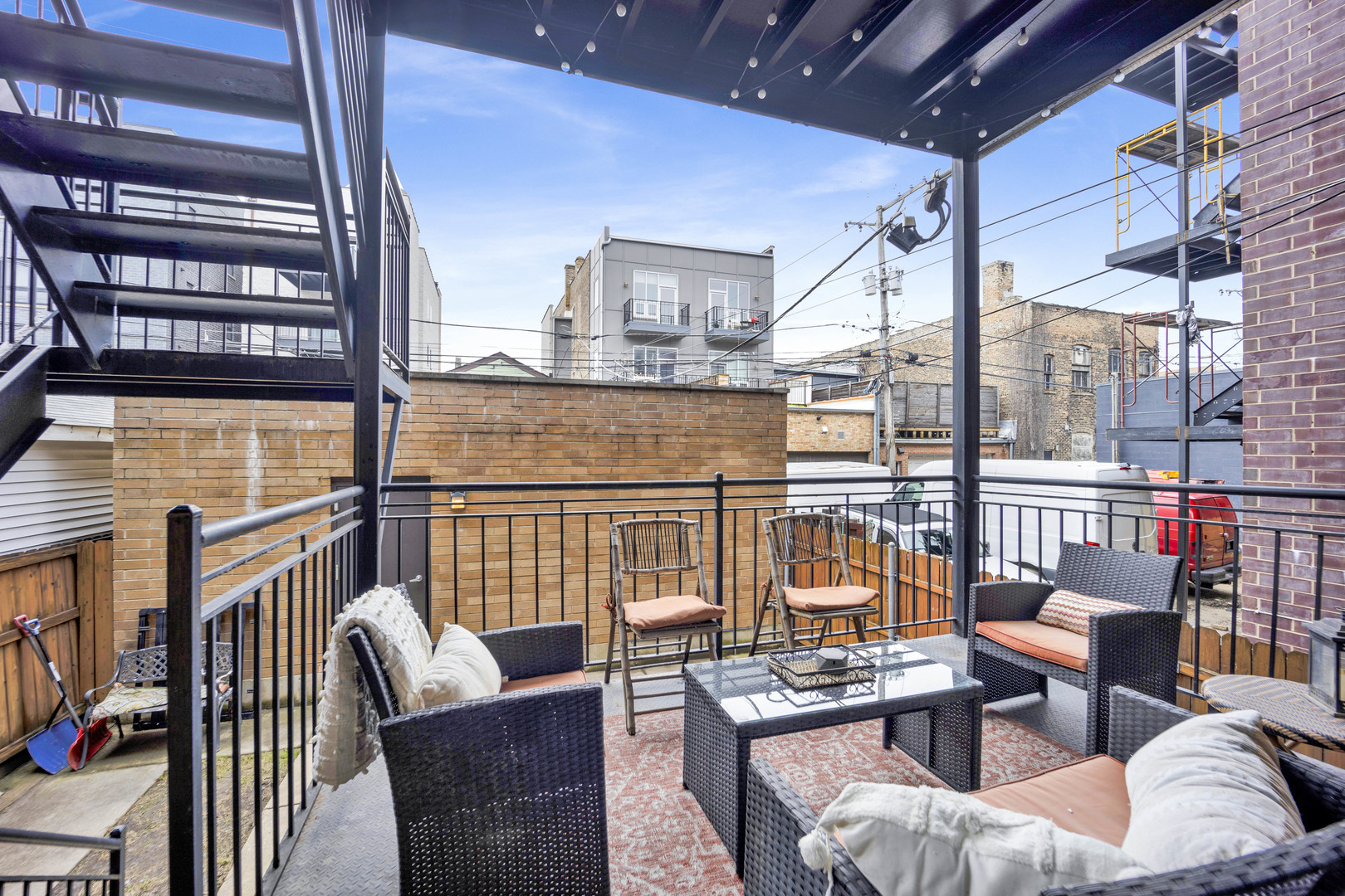 1531 W Fry Street Unit: 1