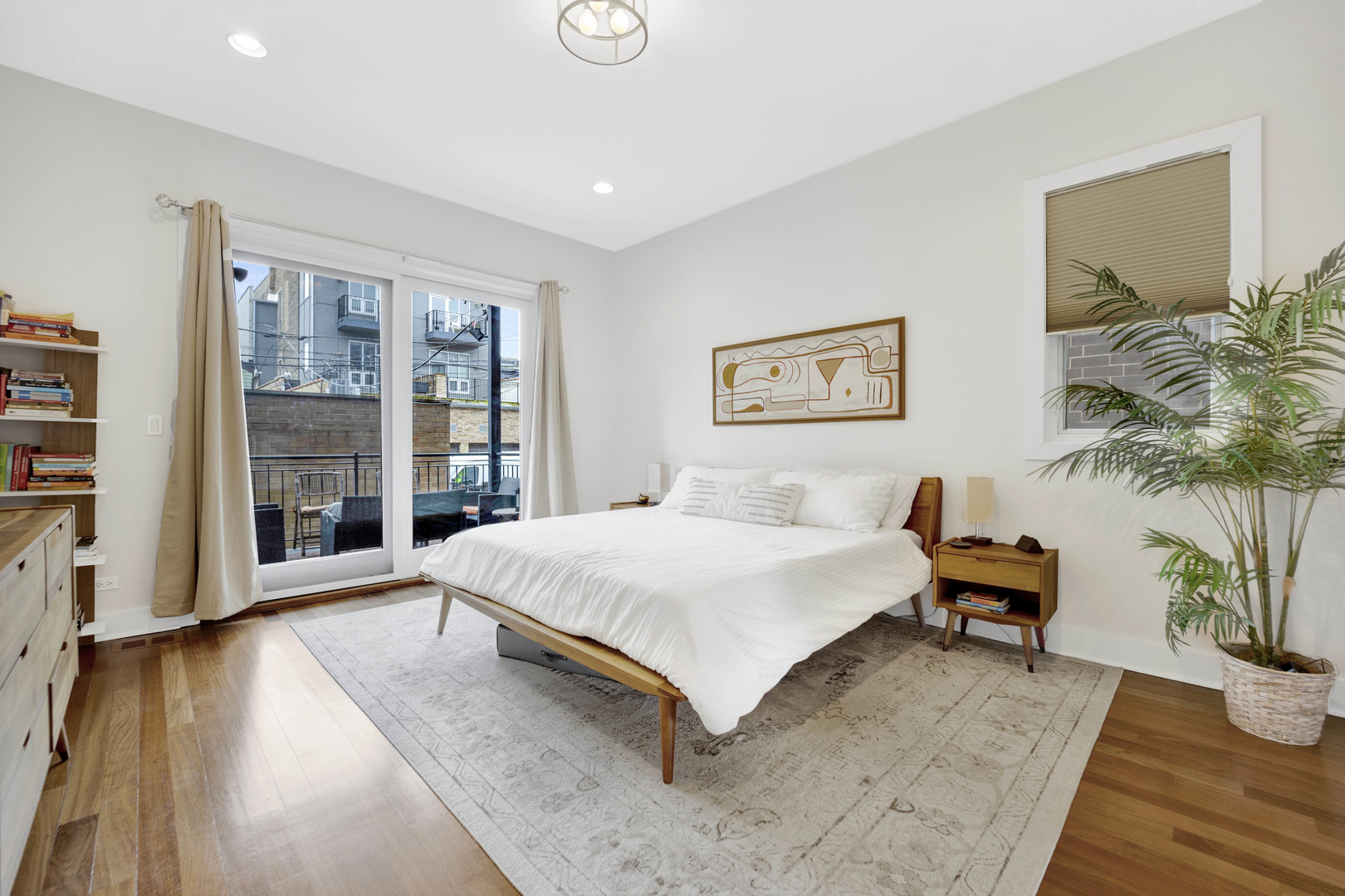 1531 W Fry Street Unit: 1