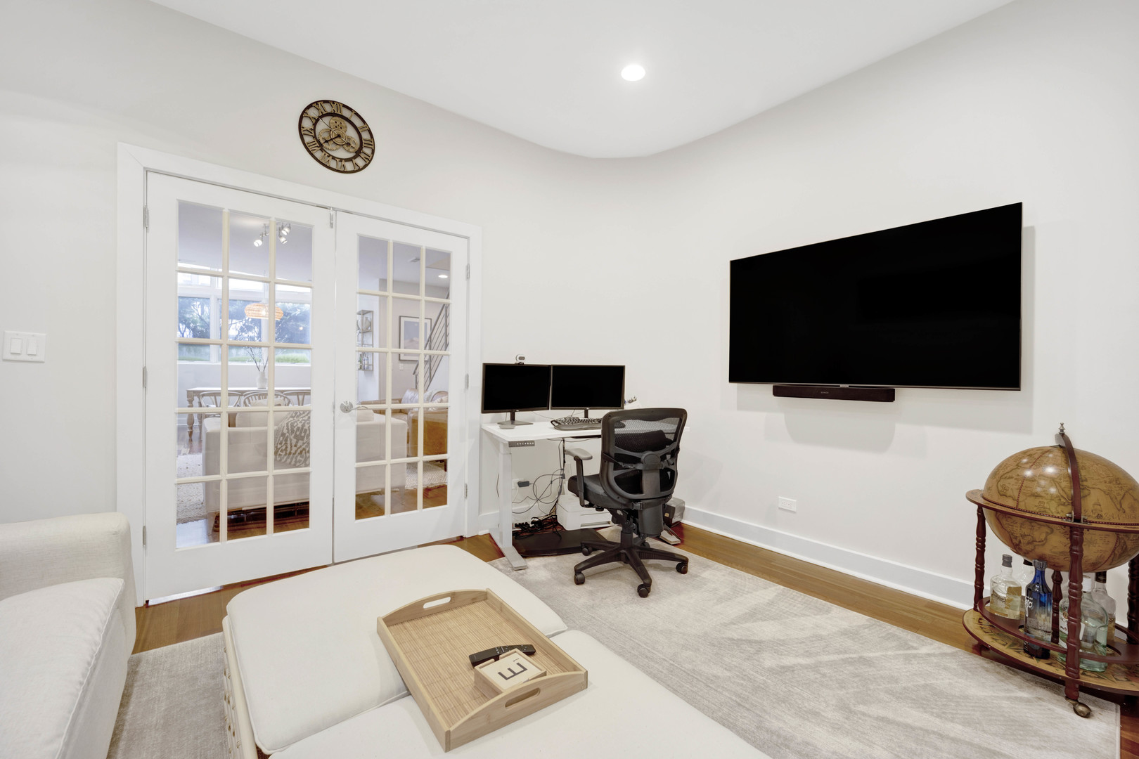 1531 W Fry Street Unit: 1