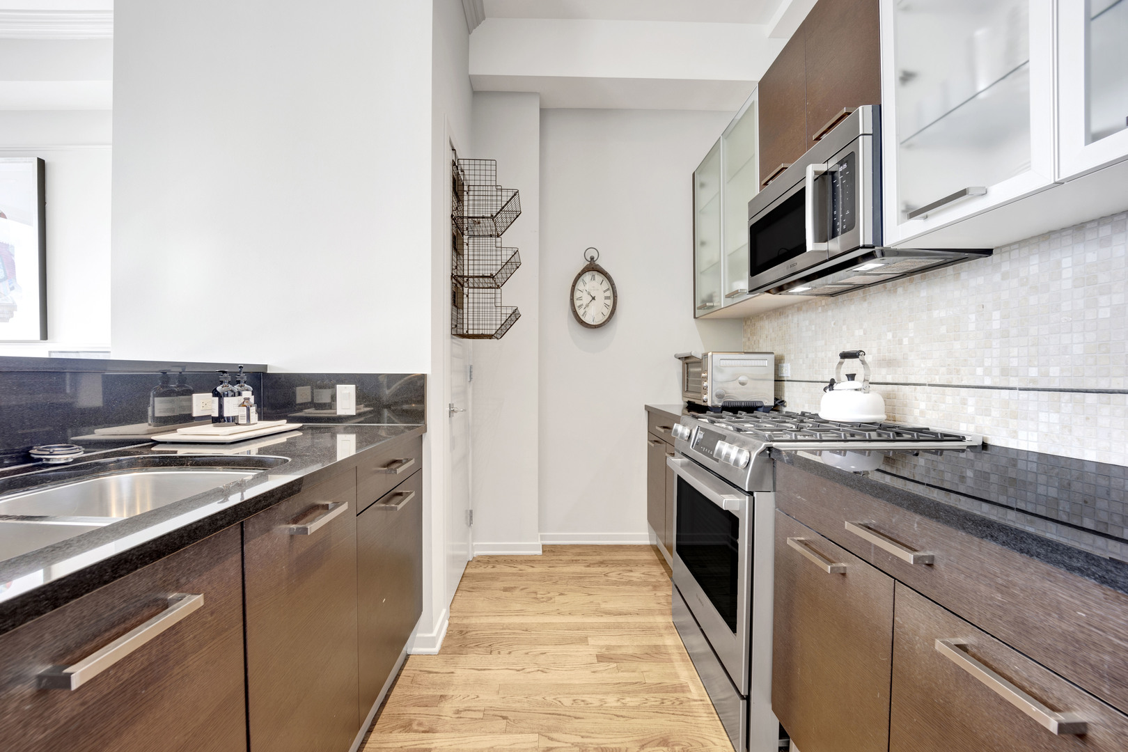 500 W Superior Street Unit: 1307