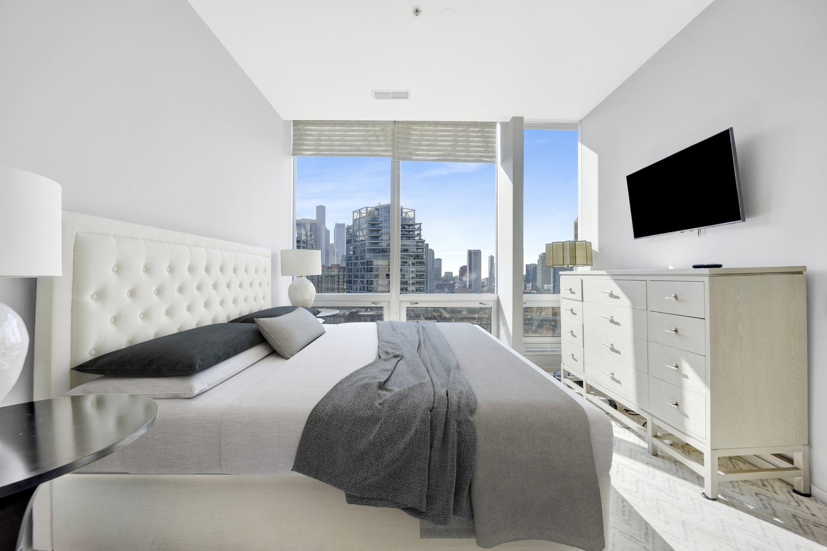 500 W Superior Street Unit: 1307