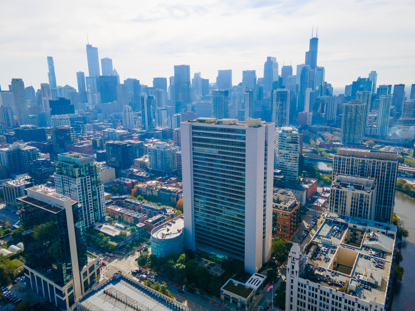 500 W Superior Street Unit: 1307