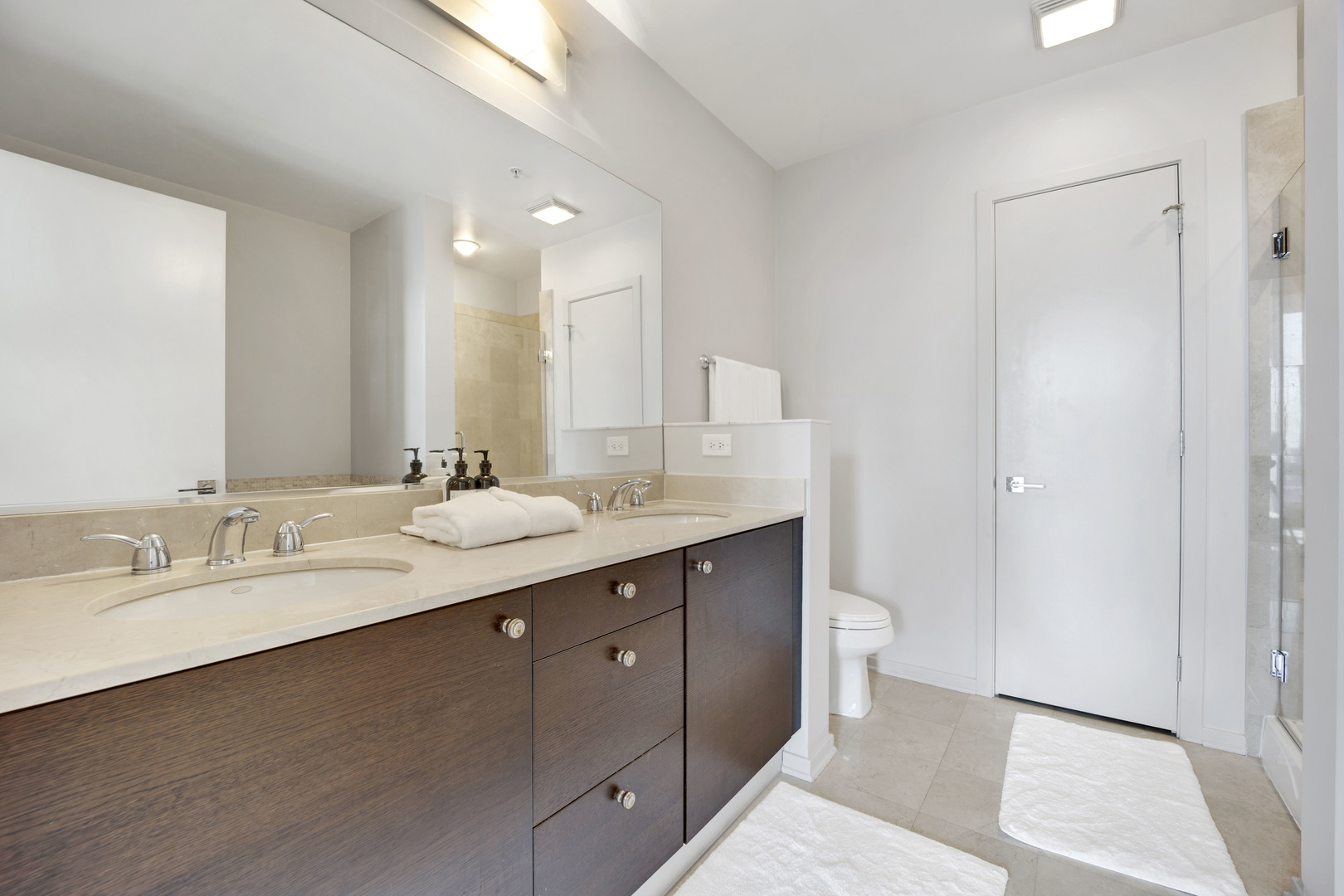 500 W Superior Street Unit: 1307
