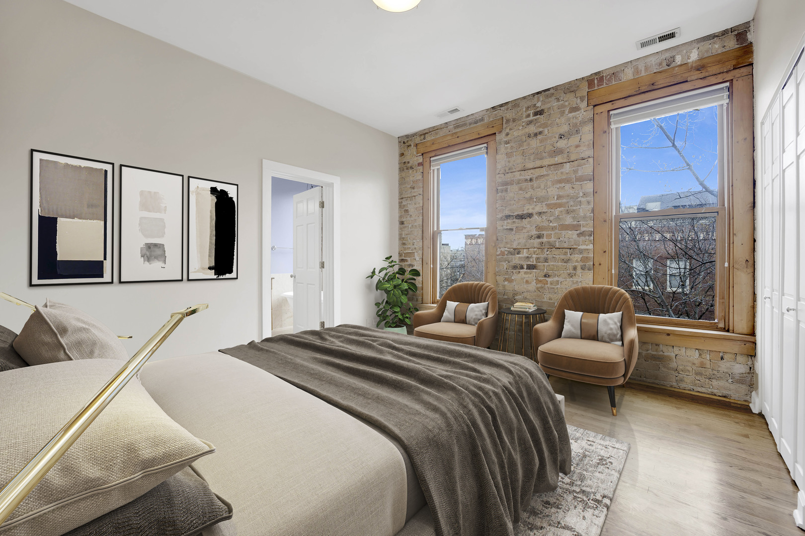 1925 W Division Street Unit: 2